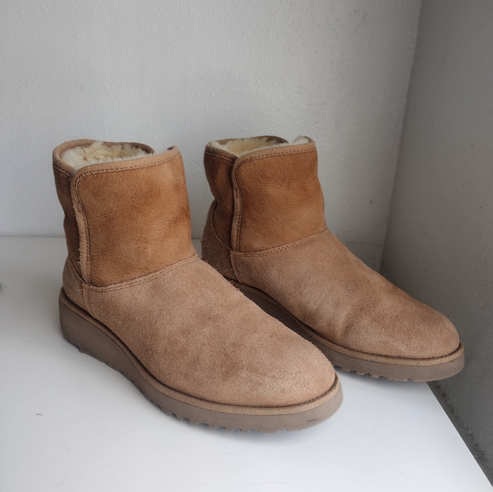 UGG Kristin Wedge Bootie size: 7.5
